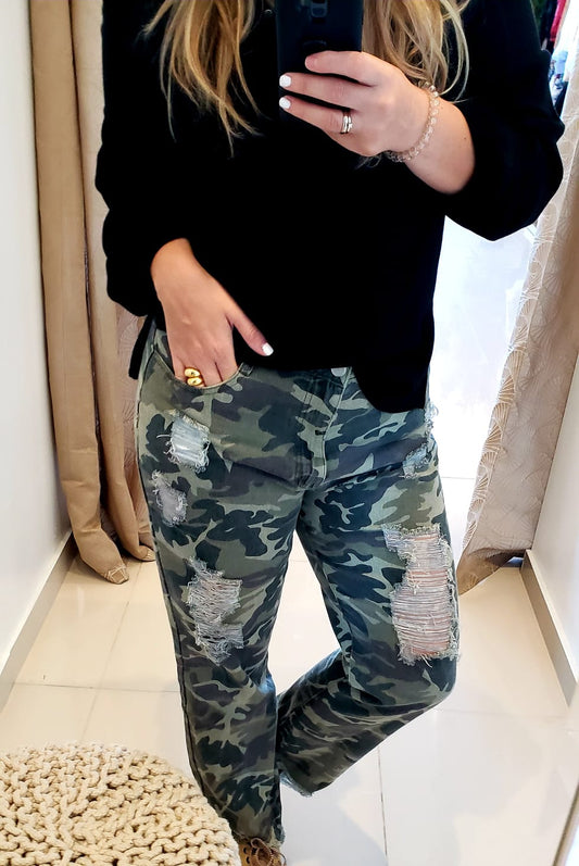 Camo ripped jeans